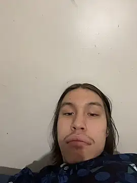 Snapshot of heytherepeoples717 chatting on 12-03-25, 09:40 heytherepeoples717 online show from 12-03-25, 09:40