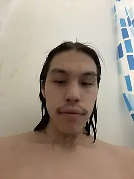 Snapshot of heytherepeoples717 chatting on 03-09-26, 01:31 heytherepeoples717 online show from 03-09-26, 01:31