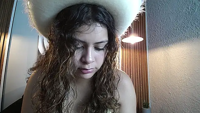 CurlyDani online show from 05-15-26, 12:01