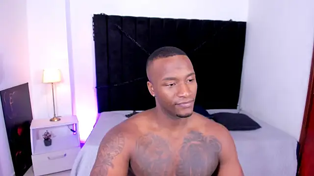 Snapshot of chrstian_lewis1 chatting on 09-26-25, 03:10 chrstian lewis1 online show from 09-26-25, 03:10
