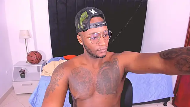 Snapshot of chrstian_lewis1 chatting on 10-10-25, 12:15 chrstian lewis1 online show from 10-10-25, 12:15