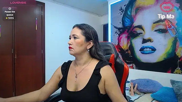 Snapshot of noelia_milf19 chatting on 07-05-26, 10:06 noelia milf19 online show from 07-05-26, 10:06