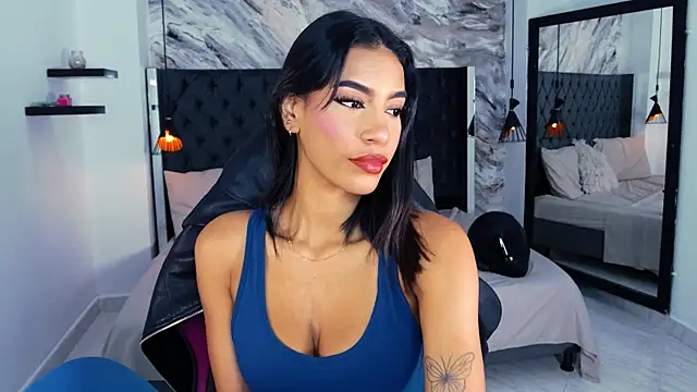 Snapshot of kitty_collins_ chatting on 07-29-26, 12:58 kitty collins online show from 07-29-26, 12:58