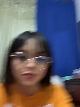 Clara Luu online show from 06-17-26, 02:25