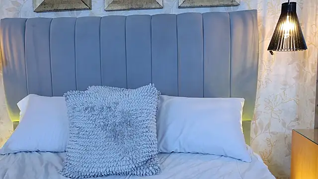 Snapshot of elsa_gb chatting on 03-27-26, 08:26 elsa gb online show from 03-27-26, 08:26