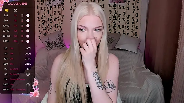 Snapshot of AnyaTaylor_ chatting on 12-02-25, 02:17 AnyaTaylor online show from 12-02-25, 02:17