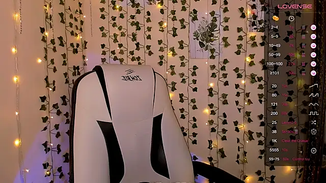 Snapshot of AnyaTaylor_ chatting on 02-16-26, 02:29 AnyaTaylor online show from 02-16-26, 02:29