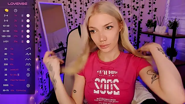 AnyaTaylor  online show from 04-28-26, 03:00