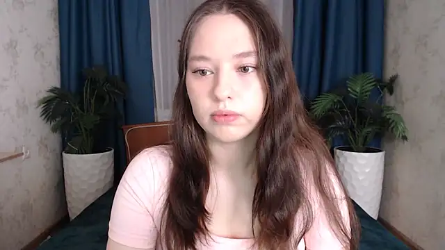 Snapshot of PureLedy chatting on 02-10-26, 01:10 PureLedy online show from 02-10-26, 01:10