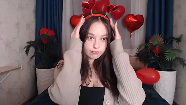 Snapshot of PureLedy chatting on 02-14-26, 01:02 PureLedy online show from 02-14-26, 01:02