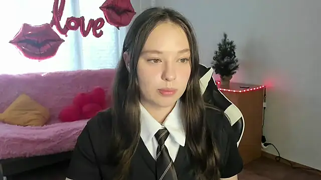 Snapshot of PureLedy chatting on 02-20-26, 06:26 PureLedy online show from 02-20-26, 06:26