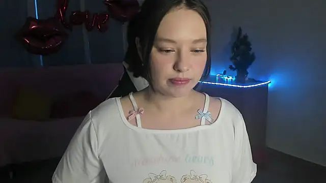 Snapshot of PureLedy chatting on 03-09-26, 12:47 PureLedy online show from 03-09-26, 12:47