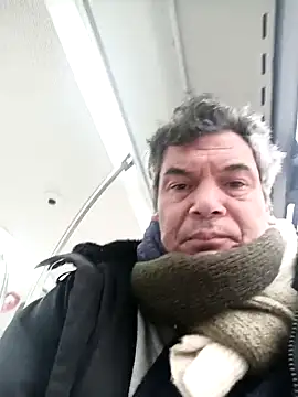 Snapshot of twitshe chatting on 02-01-26, 01:53 twitshe online show from 02-01-26, 01:53