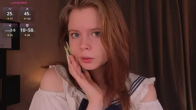 JulietteRain online show from 09-28-25, 05:29