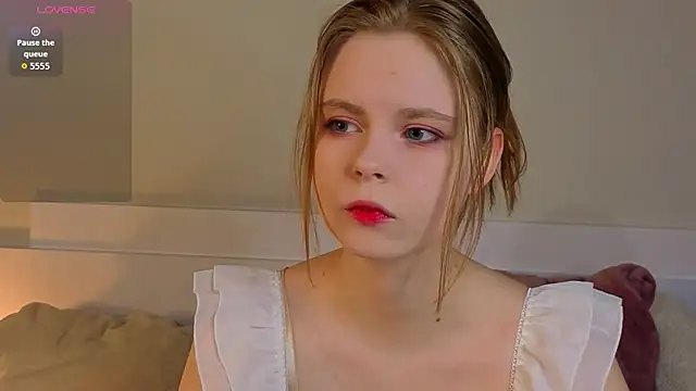 JulietteRain online show from 03-22-26, 06:11