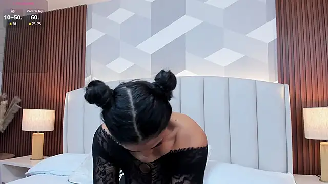 Mommy Naughty online show from 09-17-25, 11:12