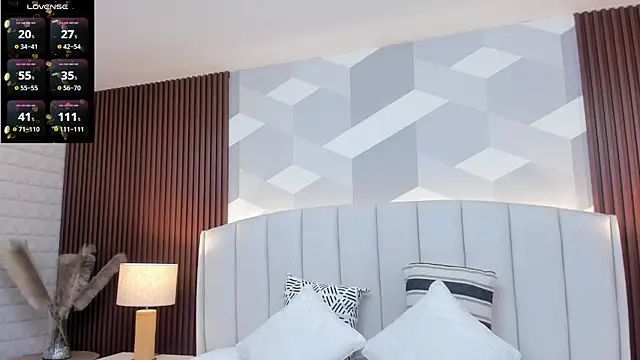 Mommy Naughty online show from 04-28-26, 11:26