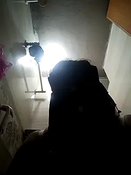 Snapshot of jenyfer709 chatting on 10-04-25, 07:34 jenyfer709 online show from 10-04-25, 07:34