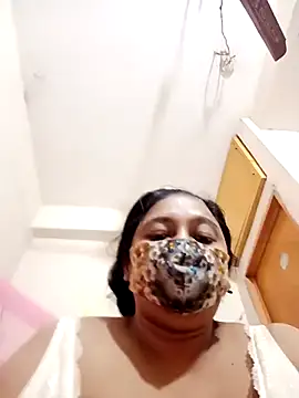 Snapshot of jenyfer709 chatting on 12-19-25, 08:05 jenyfer709 online show from 12-19-25, 08:05