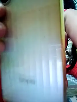 Snapshot of jenyfer709 chatting on 02-13-26, 10:22 jenyfer709 online show from 02-13-26, 10:22