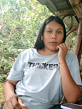 Snapshot of burbuja02 chatting on 01-05-26, 07:06 burbuja02 online show from 01-05-26, 07:06