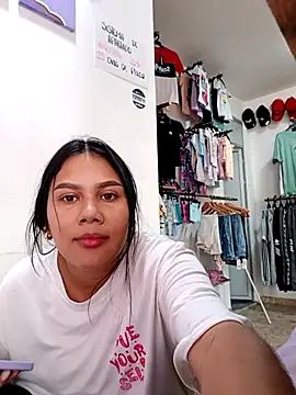 Snapshot of burbuja02 chatting on 01-16-26, 02:32 burbuja02 online show from 01-16-26, 02:32