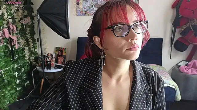 MiaVelvetDoll online show from 07-04-26, 02:23