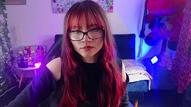 MiaVelvetDoll online show from 07-13-26, 02:09