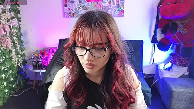 MiaVelvetDoll online show from 07-16-26, 02:12