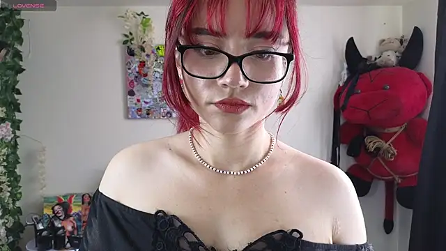 MiaVelvetDoll online show from 07-23-26, 02:15
