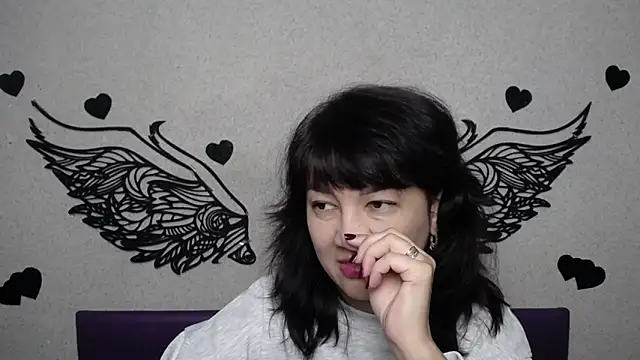 Snapshot of SelenaFly chatting on 10-01-25, 05:02 SelenaFly online show from 10-01-25, 05:02