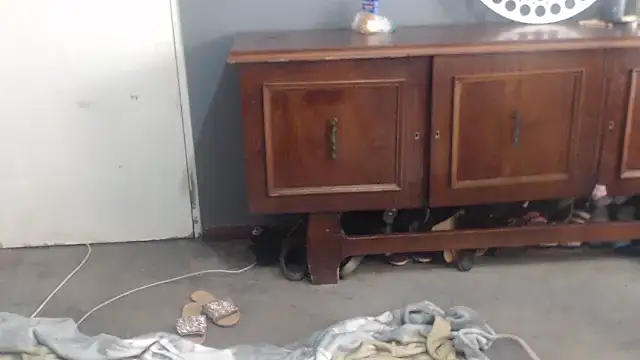 SEXYHUGEASS21 online show from 10-05-25, 11:19