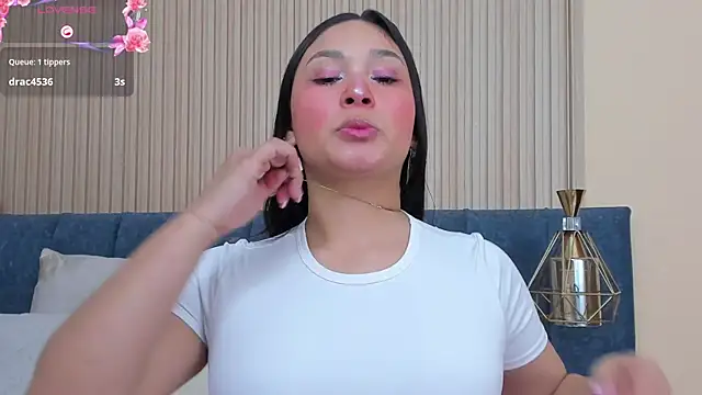 Snapshot of angel_ponce chatting on 09-30-25, 07:08 angel ponce online show from 09-30-25, 07:08