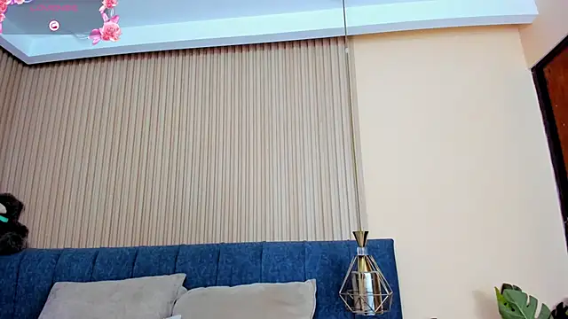 Snapshot of angel_ponce chatting on 11-03-25, 07:37 angel ponce online show from 11-03-25, 07:37