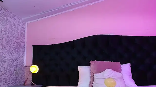 Snapshot of Hada_Blue chatting on 03-05-26, 07:43 Hada Blue online show from 03-05-26, 07:43