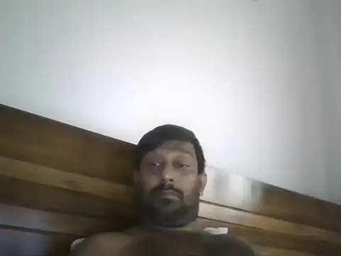 Snapshot of Chathutharu chatting on 11-04-25, 01:27 Chathutharu online show from 11-04-25, 01:27