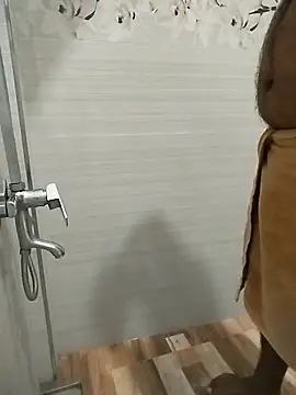 Snapshot of Chathutharu chatting on 11-09-25, 01:20 Chathutharu online show from 11-09-25, 01:20