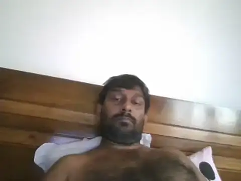 Snapshot of Chathutharu chatting on 11-12-25, 01:50 Chathutharu online show from 11-12-25, 01:50