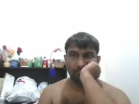 Snapshot of Chathutharu chatting on 11-17-25, 08:14 Chathutharu online show from 11-17-25, 08:14