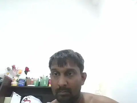 Snapshot of Chathutharu chatting on 11-18-25, 09:58 Chathutharu online show from 11-18-25, 09:58