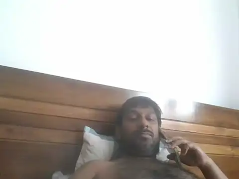 Snapshot of Chathutharu chatting on 03-12-26, 04:29 Chathutharu online show from 03-12-26, 04:29