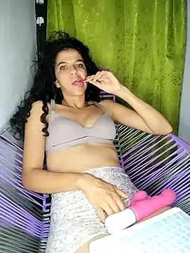 lucerocutte online show from 11-12-25, 06:47