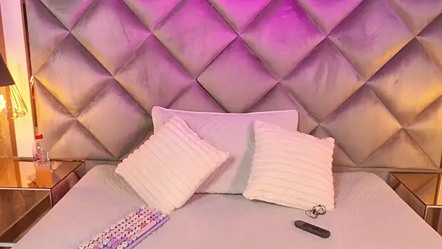 gemma sm online show from 10-03-25, 03:58