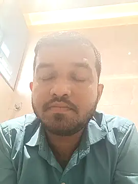 Snapshot of VJ17 chatting on 12-05-25, 05:05 VJ17 online show from 12-05-25, 05:05