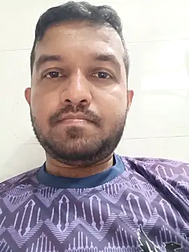 Snapshot of VJ17 chatting on 12-16-25, 02:11 VJ17 online show from 12-16-25, 02:11