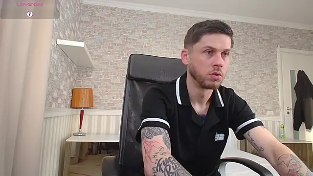 JonahShaw online show from 04-28-26, 04:17