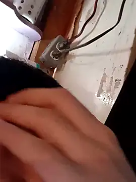 LUISSLEONN0958 online show from 09-16-25, 08:21