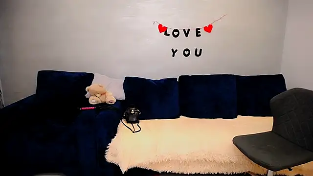 LiluMoon   online show from 05-12-26, 02:58