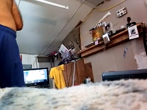 Snapshot of Southerngent1979 chatting on 10-25-25, 06:46 Southerngent1979 online show from 10-25-25, 06:46