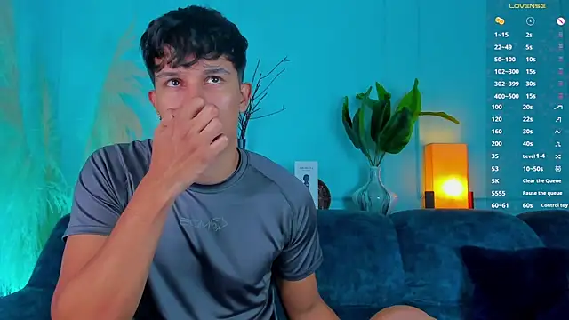 Leo Savage  online show from 02-20-26, 05:04